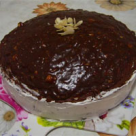 Tort cu glazura de ciocolata