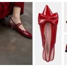 Roșu Iconic sub forma balerinilor roșii cu aspect lăcuit: Trendul inspirat de Chanel care nu trece neobservat