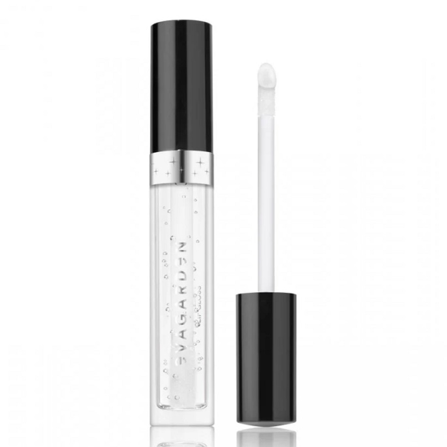 Cu Evagarden Gloss Crystal Plump 820 vei obține un aspect natural al buzelor, dar hidratat, mai strălucitor, mai neted și mai plin. 