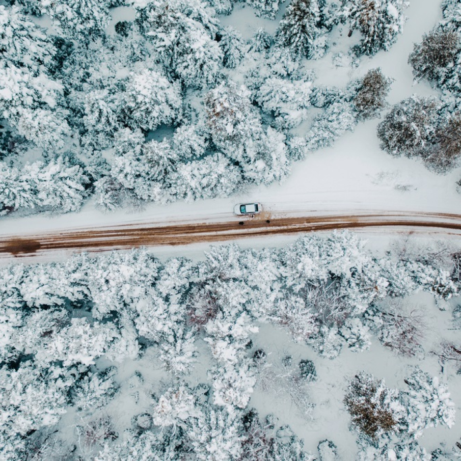 Între om și infinitate există un drum de străbătut de fiecare dată... 