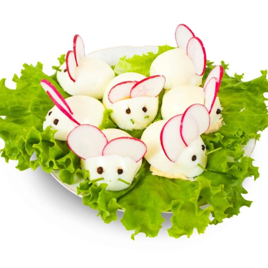 Oua umplute in forma de soricei 