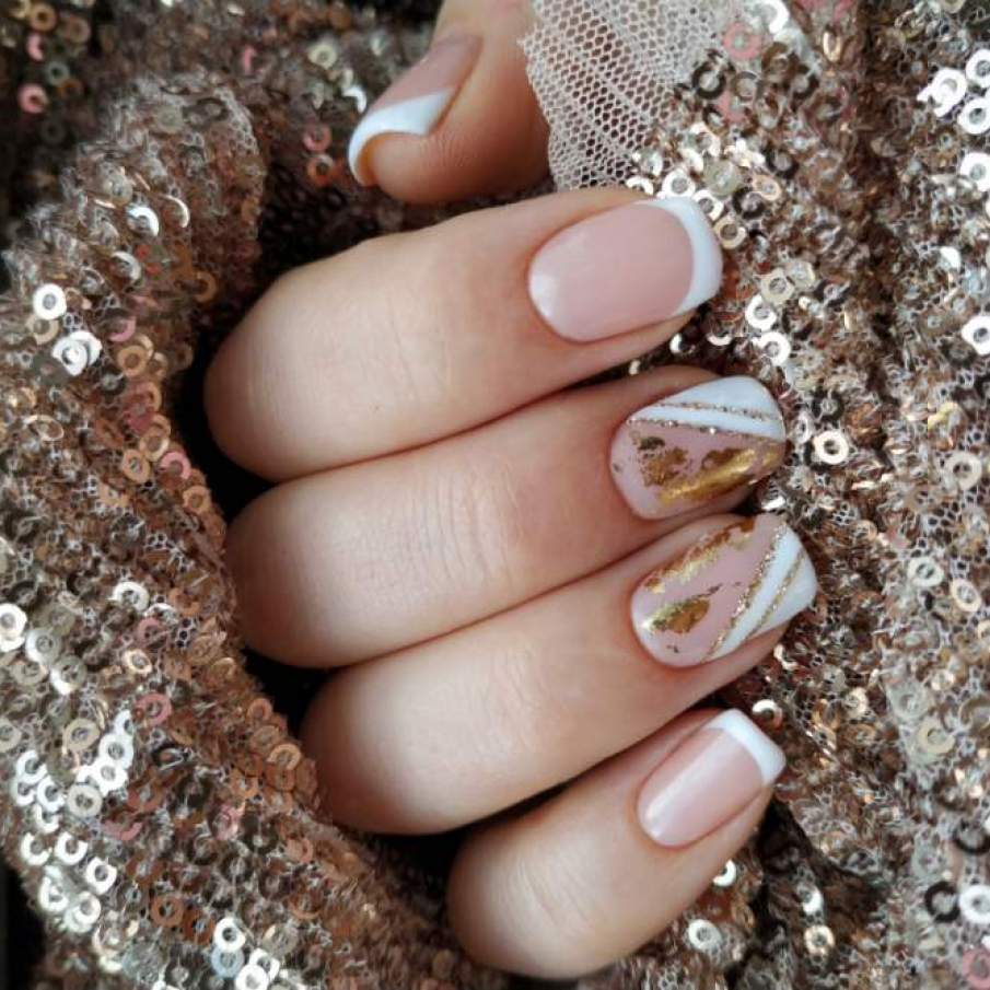 Manichiura moderna de mireasa, cu accente de bronz aplicat 