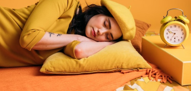 Am dificultati cu somnul (ma trezesc devreme, dorm agitat, am insomnie)