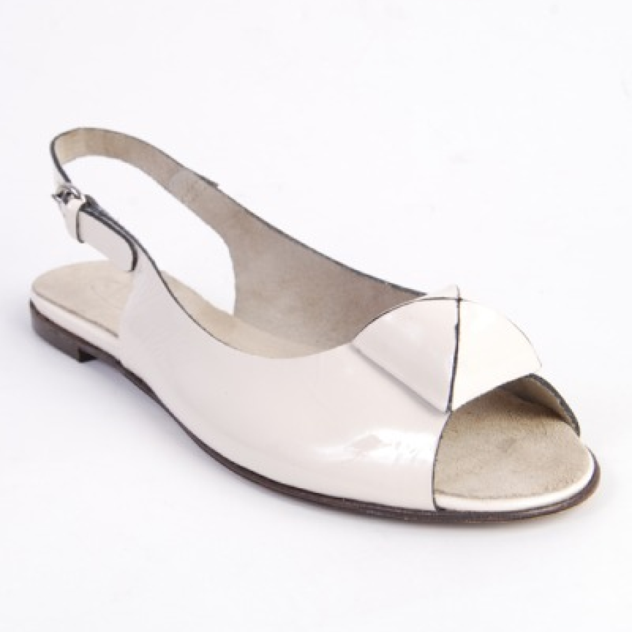 Sandale Sniks din piele lacuita crem 