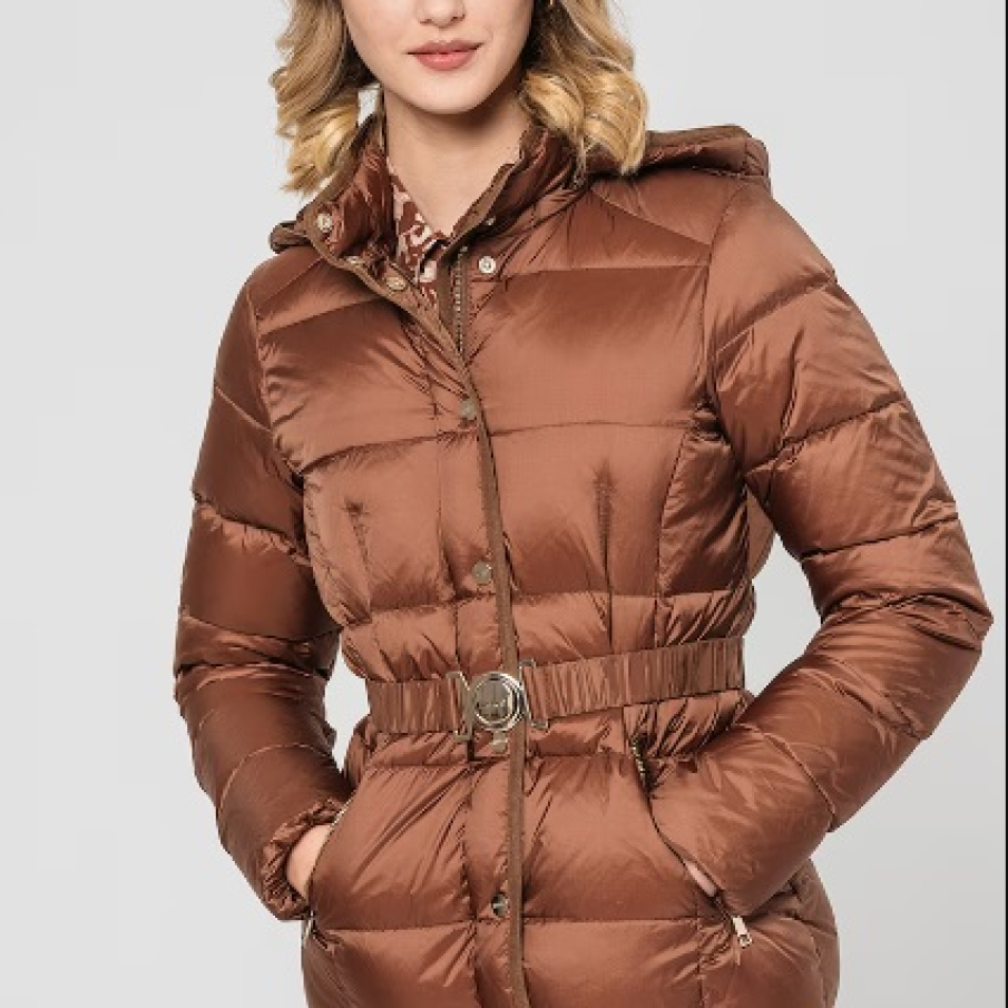 Geacă cochetă în nuanță de maro fango, cu umplutură de puf și curea în talie, de la Liu Jo
