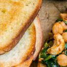 De pus in pachetul pentru birou: Bruschette cu naut, spanac si rosii