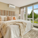 Modul în care alegi să acoperi geamurile poate schimba estetica casei tale