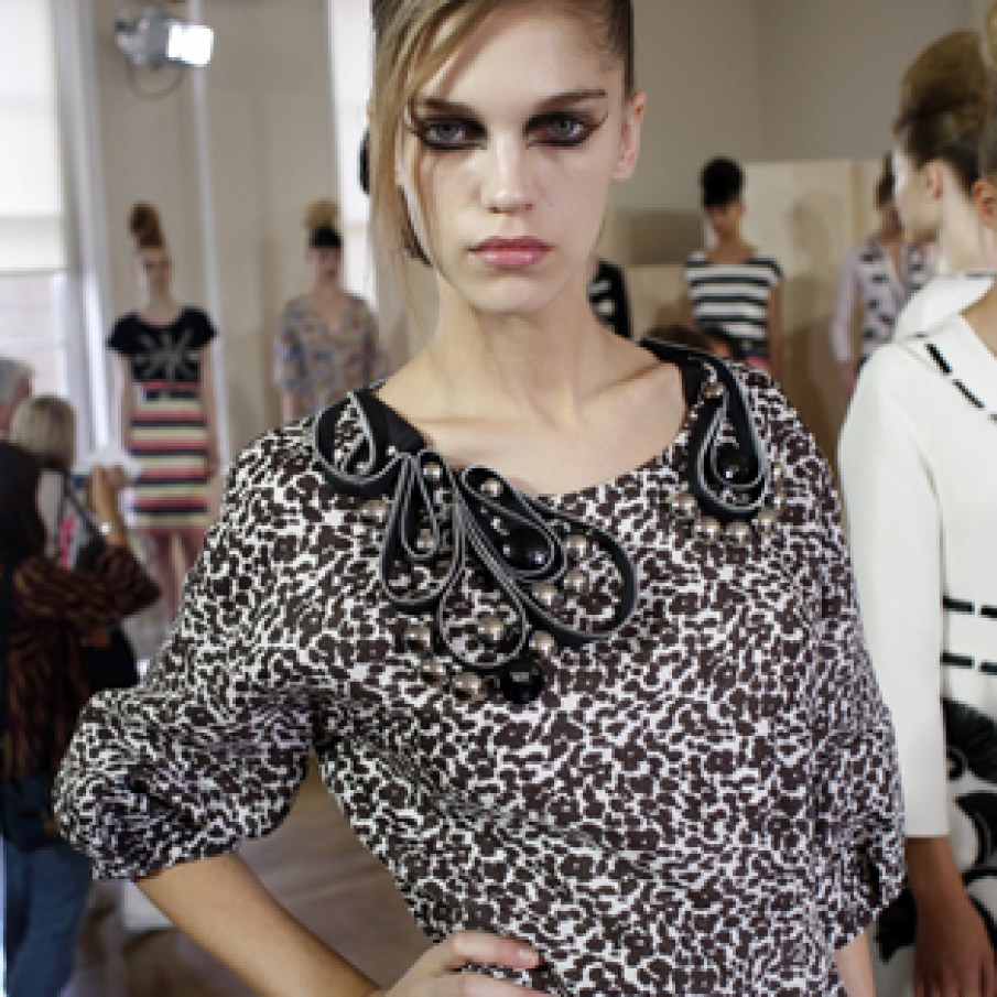 Femeia felina, indrazneata