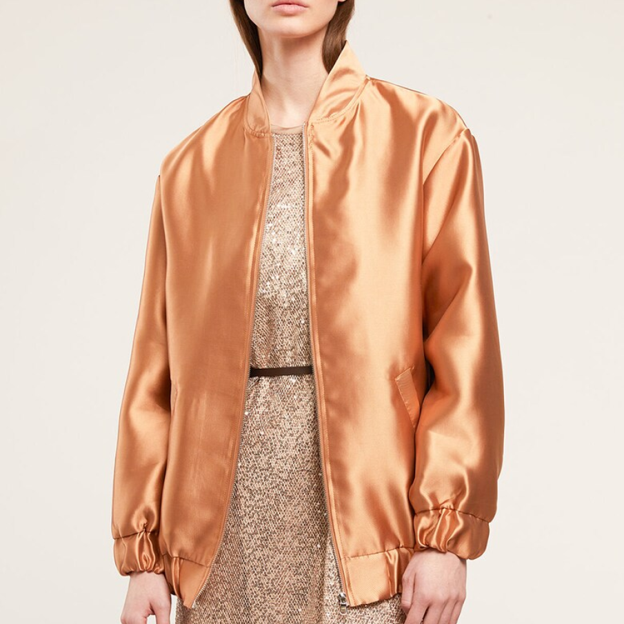 Jachetă de satin Motivi în nuanță de maro cu subton portocaliu, cu terminație elastică și aspect lucitor