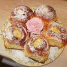 Trandafirasi cu branza