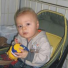 Sa-l ajutam pe singurul bebelus din tara care a supravietuit leucemiei congenitale