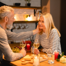 Cum îi arăți că îl iubești - cele 5 limbaje ale iubirii