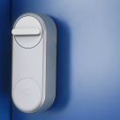 Yale lansează Linus, încuietoarea inteligentă cu funcții inovatoare