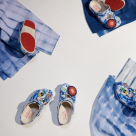 Levi’s și Crocs combină stilul casual, confortul și design-ul de calitate într-o nouă colecție capsulă