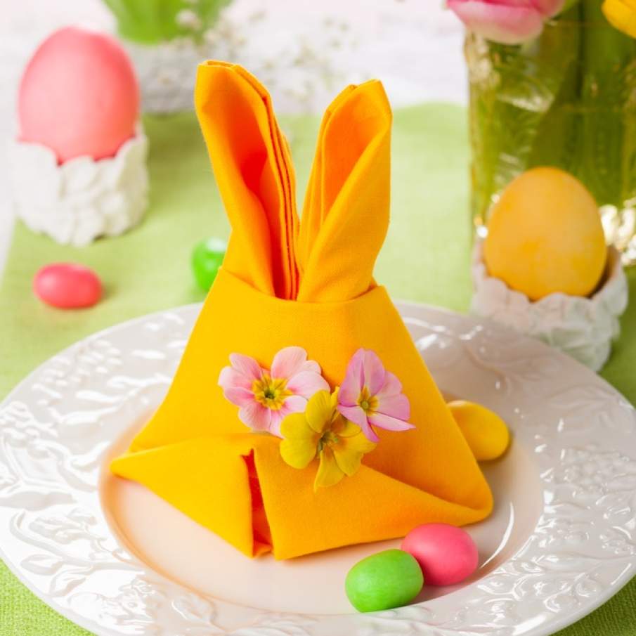 Decor de masa festiv si vesel 