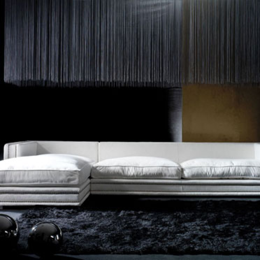 Canapea in stil minimalist