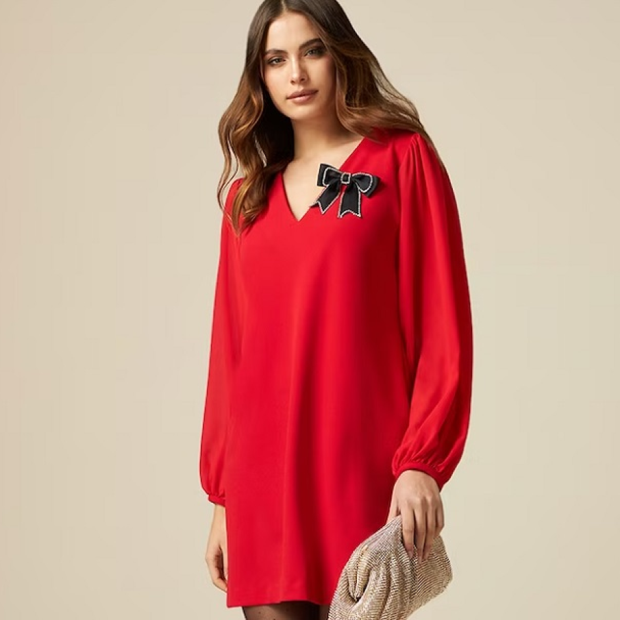 Rochie scurtă dreapta de la Oltre cu mâneci lungi, fundă aplicată într-o parte și decolteu în V