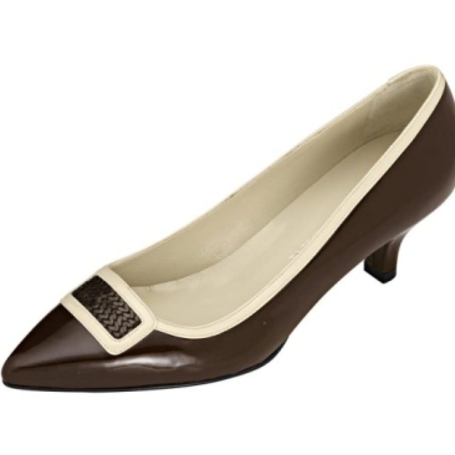 Pantofi cu toc ascutit