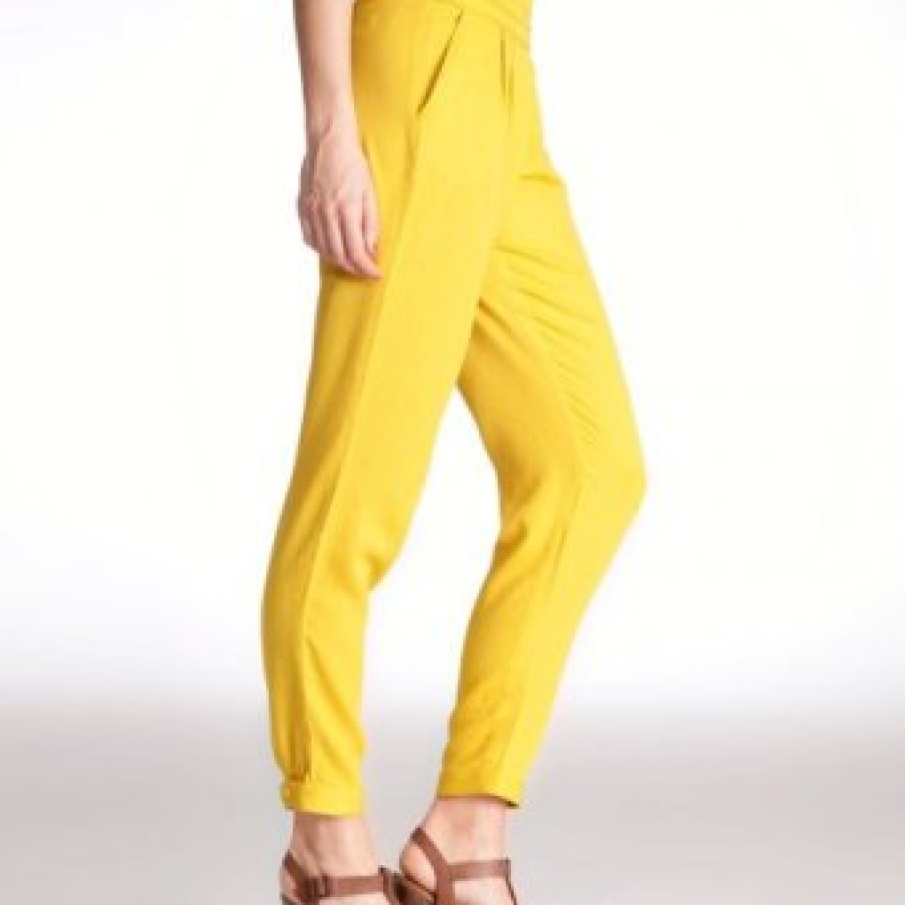 Pantaloni galbeni