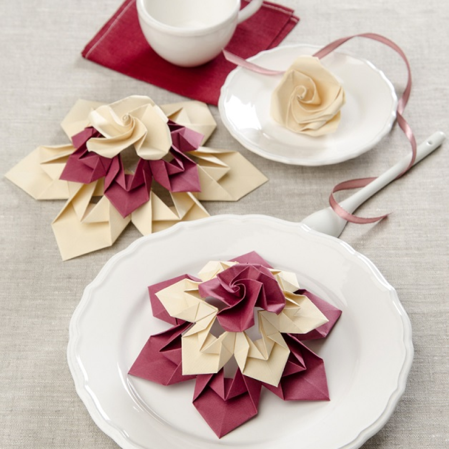 Flori decorative pentru ritualul ceaiului sau o masa speciala 