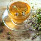 Ceai de Cimbru: Beneficii Esențiale, Utilizări și Contraindicații