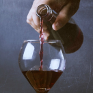 Vinul Moldovei se prezinta romanilor  la cel mai mare targ international de vinuri  din Romania