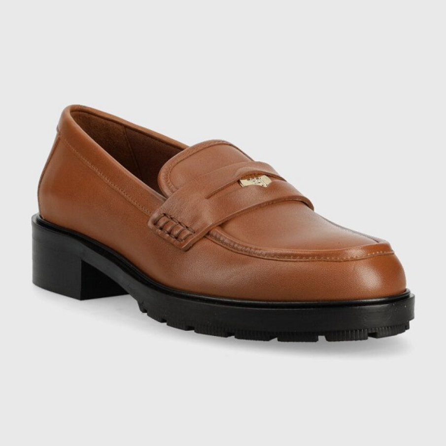 Loafers clasici de piele, în nuanță de maro caramel, cu toc plat, negru 