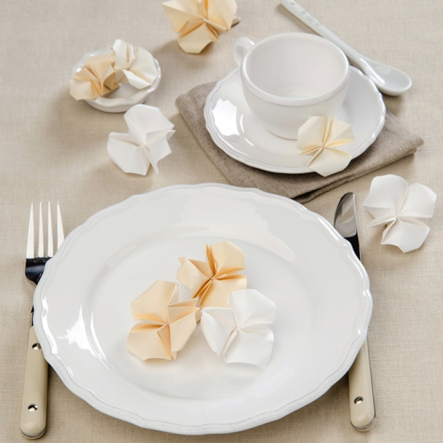 Forme florale si o cromatica care se imbina armonios