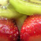 Salata de kiwi si capsuni cu crema de lichior de oua