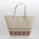 Iutta si La Blouse Roumaine lanseaza colectia 'Dor de romanesc'