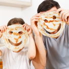 SUPERAMUZANT: Vezi cum NU ar trebui sa fie 'cel mai bun tata din lume'!