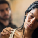 27+ semne ca te afli intr-o relatie abuziva! 