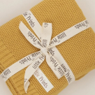 O păturică din muselină de la Little Prints poate face somnul celor mici mai liniștit