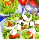 Primavara din farfurie: 3 salate... cu salata verde