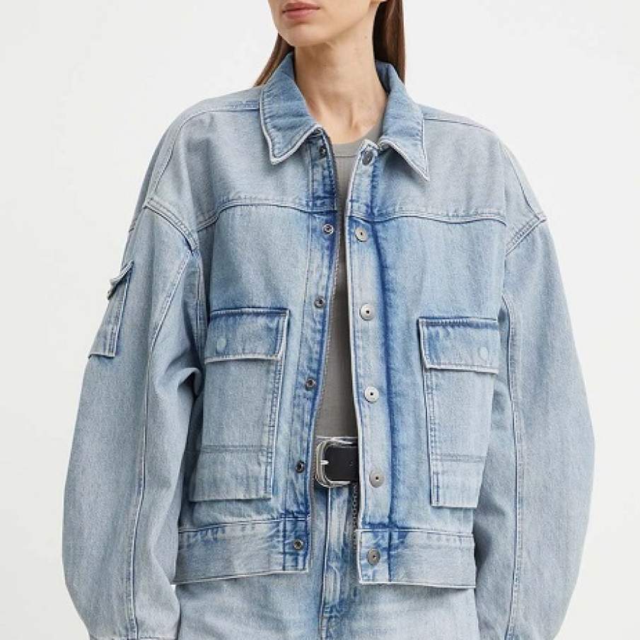 Geacă supradimensionată din denim din colecția G-Star Raw, cu o croială lejeră pentru o libertate totală de mișcare