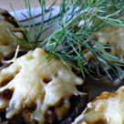 Ciupercute cu usturoi si cascaval