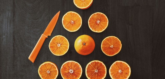 Intr-un cos sunt 7 portocale. Tu iei 4 din ele. Cate portocale ai?