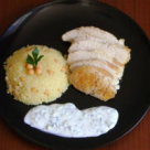 Piept de pui cu sos racoritor si cus-cus