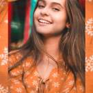 7 tunici cu motive imprimate interesante pentru un look inspirat din moda anilor 70 