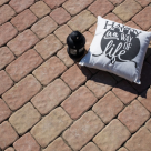 Tendințe în amenajări exterioare pentru 2024. Descoperă culoarea anului 2024 - Peach Fuzz