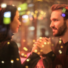 Cand un barbat te iubeste… CE GANDESTE EL atunci cand te adora!