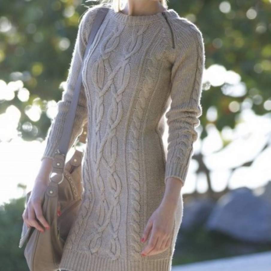 Rochie pulover din tesatura