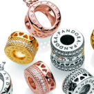 Modele clasice reimaginate: Colectia Semnatura PANDORA