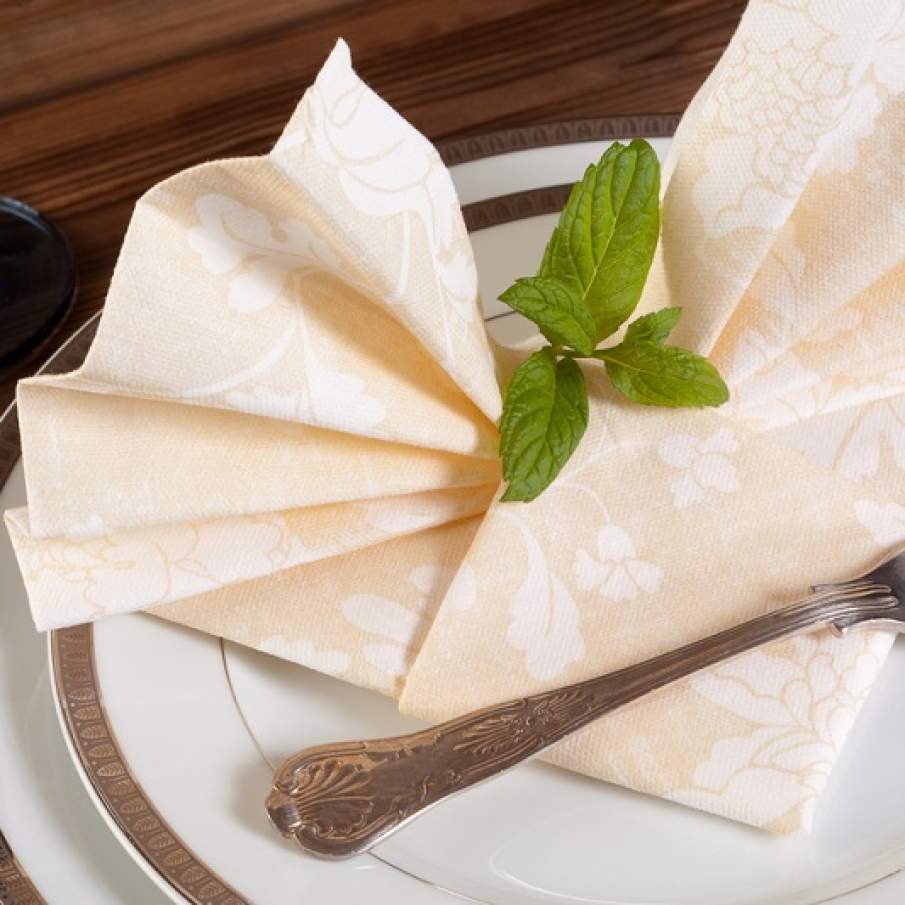 Semievantaiul: Eleganta si simplitate 