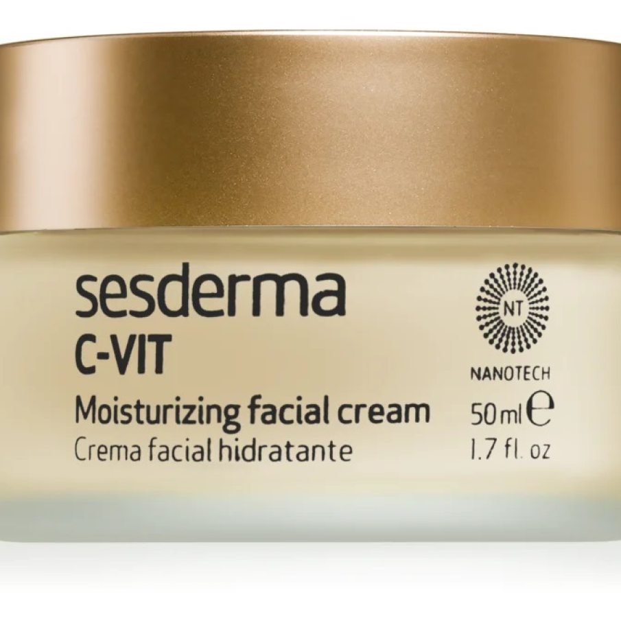Cremă de față hidratantă anti-îmbătrânire Sesderma, îmbogățită cu vitamina C. Diminuează aspectul liniilor fine și a ridurilor, hidratează pielea în mod profund și oferă pielii un look mai tânăr și sănătos
