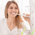 Cum sa previi si sa combati ingalbenirea dintilor. 5 sfaturi pentru un zambet sanatos si stralucitor