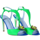 10 modele de sandale cu aplicatii florale 