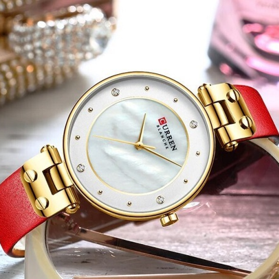 Un ceas CURREN BLANCHE special și elegant prin combinația superbă dintre auriu și roșu 