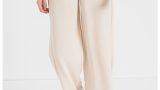 Pantaloni JdY crem, cu o notă de eleganță, având croială amplă și talie înaltă
