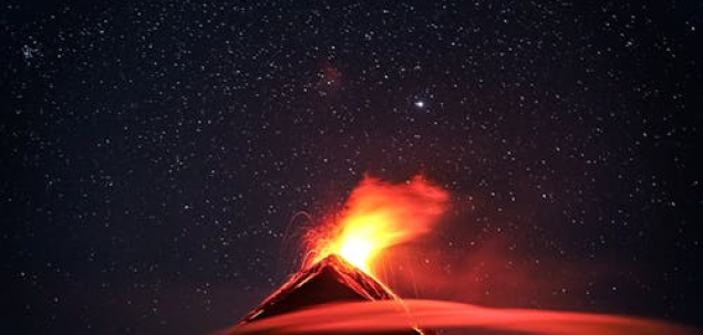 Dacă iubirea ar fi un foc, ar fi: